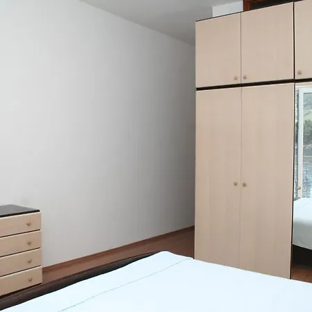 Double 4566b Gostinjska kuća