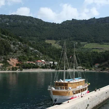 Double 4566b Gostinjska kuća